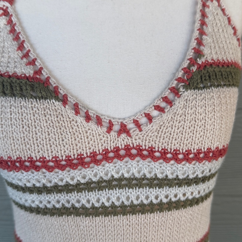 Hem & Thread Multicolor Crochet Tank Top - Picture 3 of 7